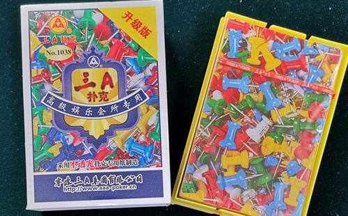 临夏县扑克批发采购指南与产品质量识别要点解析